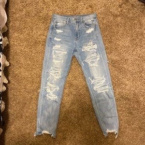 American Eagle High Waisted Mom Jeans